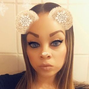 Meet your Posher, Lorena